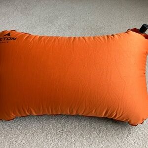 Teton Sports ComfortLite Pillow